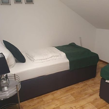 Waterfalls Apartment Triberg im Schwarzwald Esterno foto
